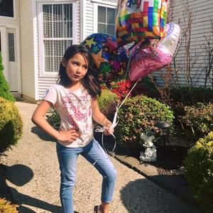 Meet your Posher, Laura